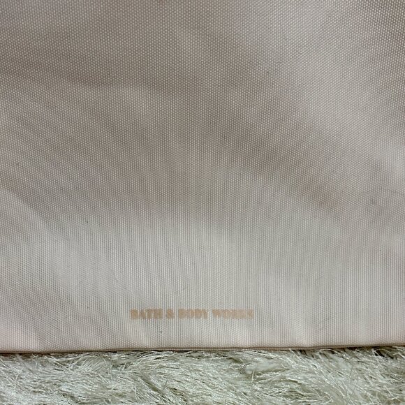 Bath and Body Works Pink Ruffel Bag - Picture 3 of 3